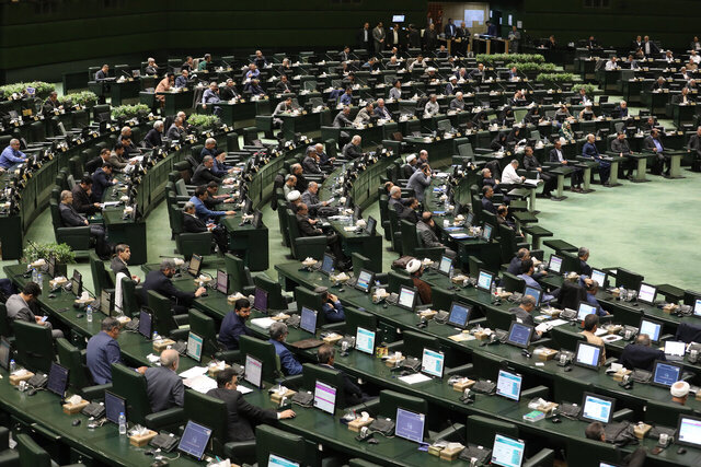 دستور کار کمیسیون های مجلس؛ از بررسی آخرین تحولات بین‌المللی تا میزبانی از ۴ وزیر کابینه